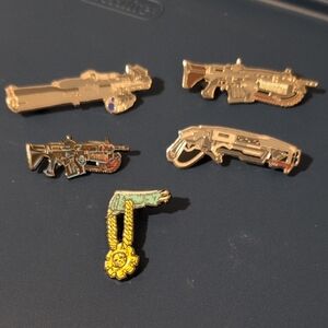 Set Of Five (5) Gears Of War 4 Collector Pins